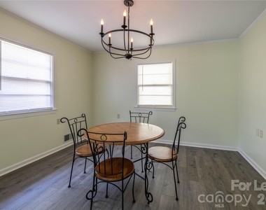 34 Willow Street - Photo Thumbnail 11