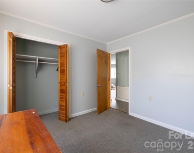 34 Willow Street - Photo Thumbnail 16