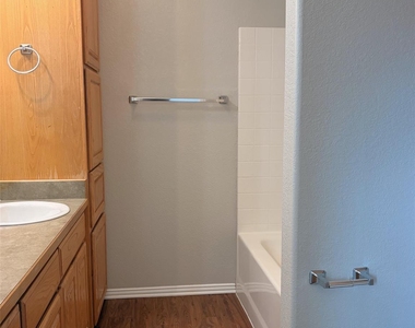 120 Pr 3230 - Photo Thumbnail 9