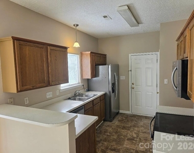 5325 Timbertop Lane - Photo Thumbnail 3