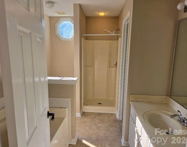 5325 Timbertop Lane - Photo Thumbnail 14