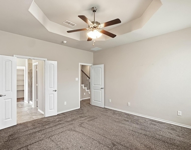 824 Dove Cove - Photo Thumbnail 22