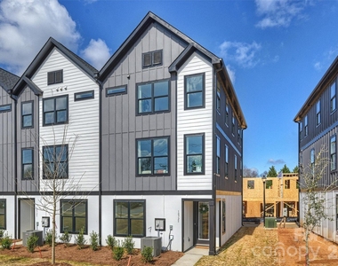 10711 Mallard Creek Road - Photo Thumbnail 28