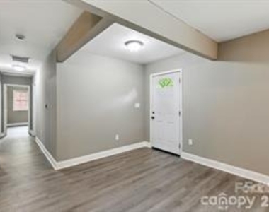 131 Little Forest Lane - Photo Thumbnail 6