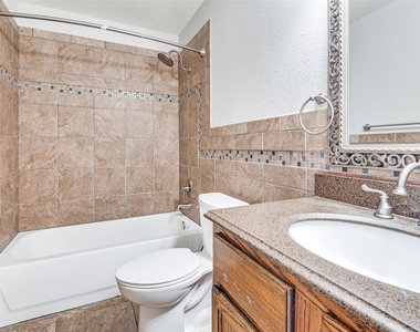 414 Ridgegate Drive - Photo Thumbnail 34