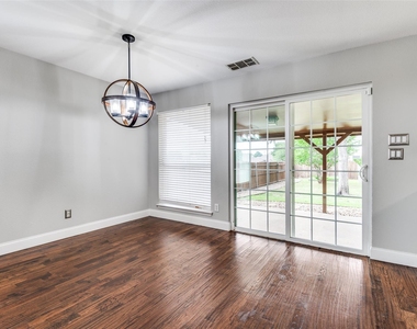 414 Ridgegate Drive - Photo Thumbnail 20
