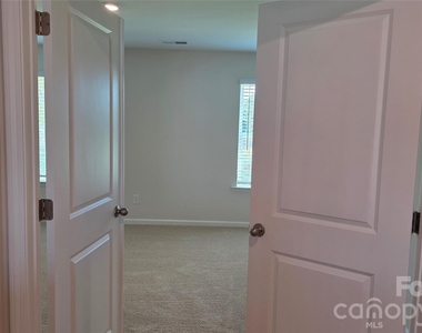 1348 Secrest Commons Drive - Photo Thumbnail 23