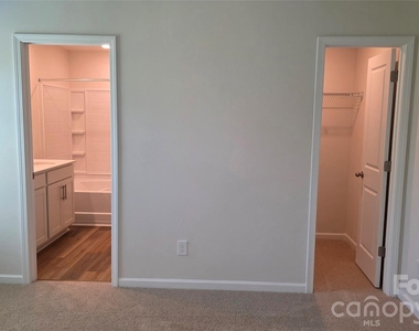 1348 Secrest Commons Drive - Photo Thumbnail 21