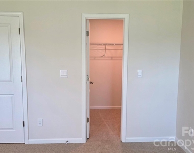 1348 Secrest Commons Drive - Photo Thumbnail 22