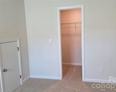 1348 Secrest Commons Drive - Photo Thumbnail 29