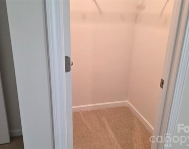 1348 Secrest Commons Drive - Photo Thumbnail 27