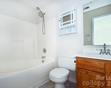 118 Peterborough Drive - Photo Thumbnail 14