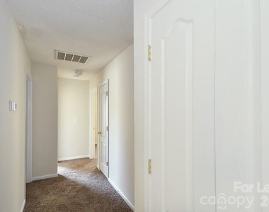 118 Peterborough Drive - Photo Thumbnail 21