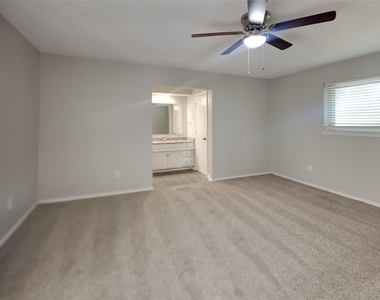 3016 Dartmouth Drive - Photo Thumbnail 8