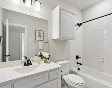 6145 Tahoe Winds Drive - Photo Thumbnail 8