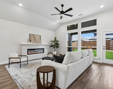 6145 Tahoe Winds Drive - Photo Thumbnail 22