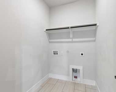 6145 Tahoe Winds Drive - Photo Thumbnail 34