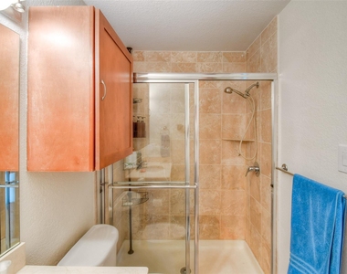 2722 Knight Street - Photo Thumbnail 7