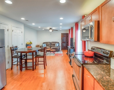 2722 Knight Street - Photo Thumbnail 1