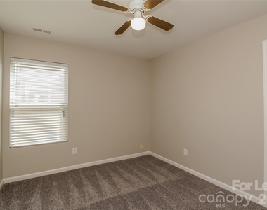 7215 Waldon Park Lane - Photo Thumbnail 8