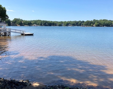 820 Southwest Drive - Photo Thumbnail 27