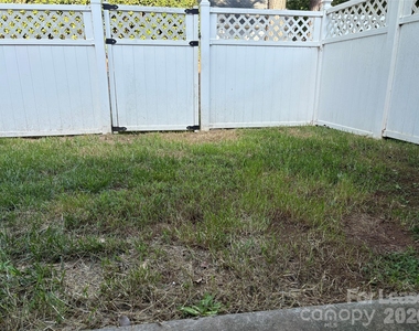 11841 Kevin Henry Place - Photo Thumbnail 20