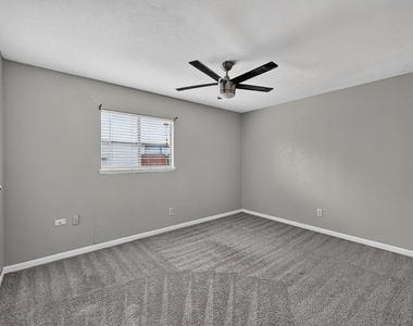 704 Levelland Drive - Photo Thumbnail 9