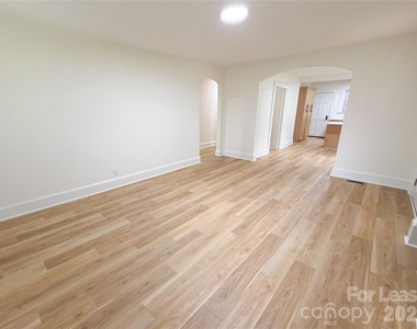 531 E Front Street - Photo Thumbnail 5