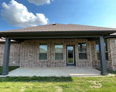 249 Lillian Lane - Photo Thumbnail 28