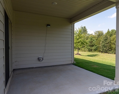 12441 Stoneybrook Station Parkway - Photo Thumbnail 20