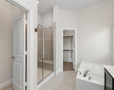10917 Blaze Street - Photo Thumbnail 14