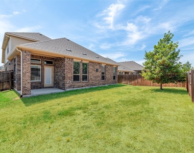10917 Blaze Street - Photo Thumbnail 28
