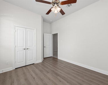 10917 Blaze Street - Photo Thumbnail 17