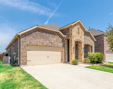 10917 Blaze Street - Photo Thumbnail 33
