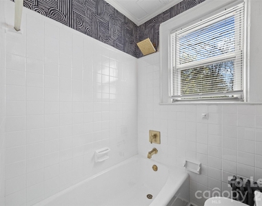 49 Corban Avenue Sw - Photo Thumbnail 6