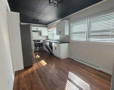 101 Mcentire Avenue - Photo Thumbnail 3