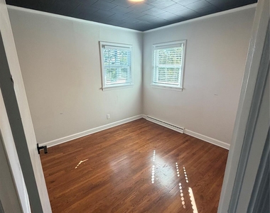 101 Mcentire Avenue - Photo Thumbnail 5