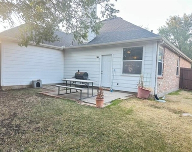 1526 Creek Springs Drive - Photo Thumbnail 12