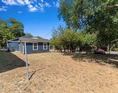 902 S Ewing Avenue - Photo Thumbnail 38
