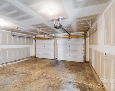 12915 Hill Pine Road - Photo Thumbnail 27