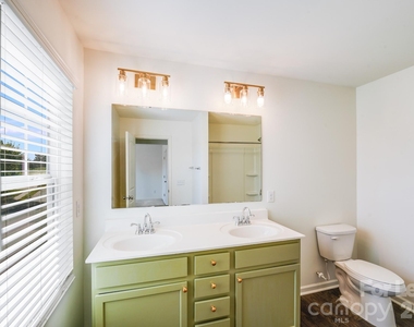 12915 Hill Pine Road - Photo Thumbnail 19