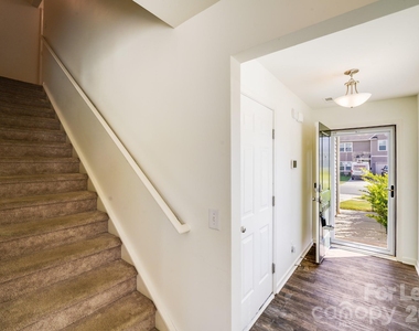 12915 Hill Pine Road - Photo Thumbnail 13