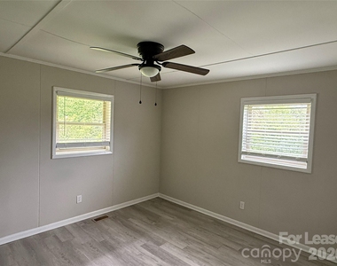 1773 River Road - Photo Thumbnail 8