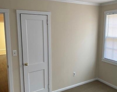 134 Shurley Street - Photo Thumbnail 5