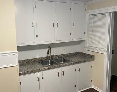 134 Shurley Street - Photo Thumbnail 8