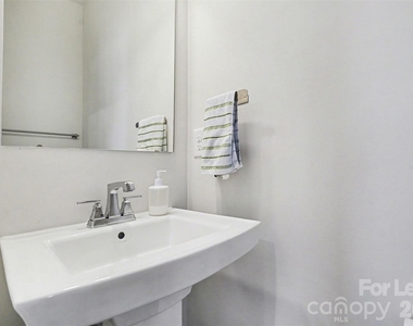 1546 Aspire Street - Photo Thumbnail 9