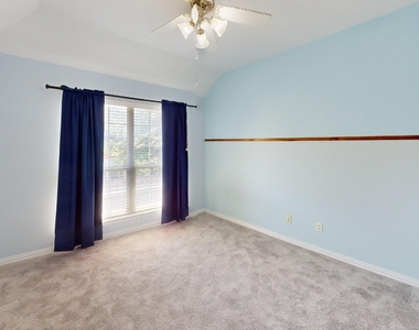 1828 Branch Trail - Photo Thumbnail 9