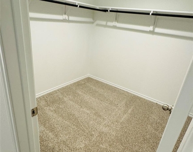 4177 Crooked Bend Drive - Photo Thumbnail 13