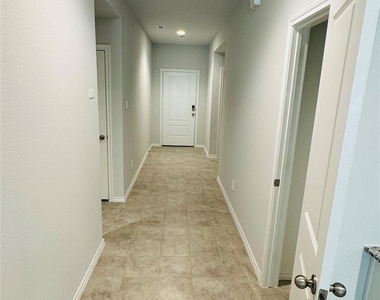 4177 Crooked Bend Drive - Photo Thumbnail 8