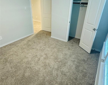 4177 Crooked Bend Drive - Photo Thumbnail 9